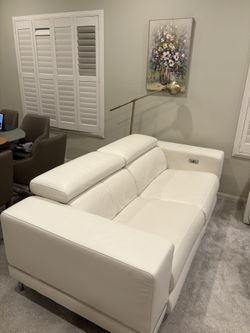 Modani Bergamo Power Motion Sofa (Ivory)