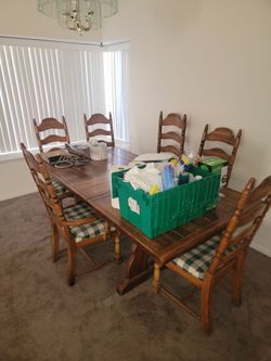 dinning room table