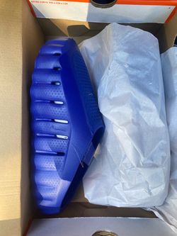 Nike slides 001