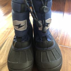 Winter Boots Size 1 Big Boy Like New  Clean 