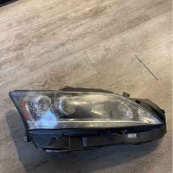 Lexus Ct200h Passenger Side Headlight 