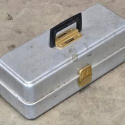 Vintage Umco 175 A Aluminum Tackle Box with Lures
