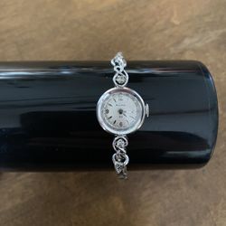 Bulova 23 Women’s Watch 14k