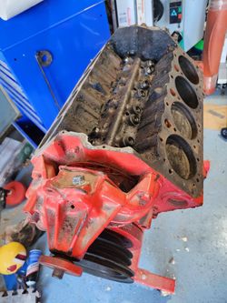 Chevy 350 Engine With Stand