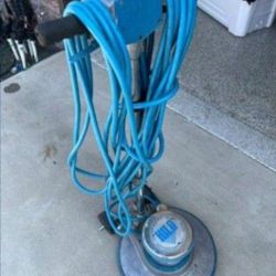 HILD SCRUBBING  MACHINE GOOD CONDITION 