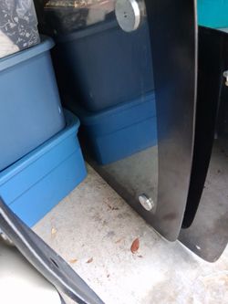 Glass table and 4 chair