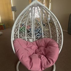 Pod Chair
