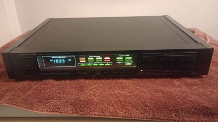 Onkyo Integra high-end AM FM tuner