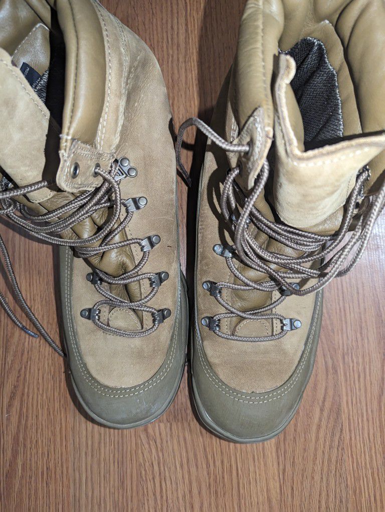 Bates Boots Size 12.5