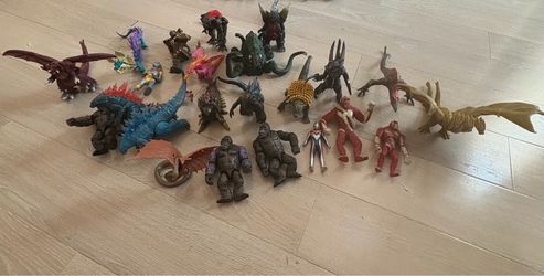 Godzilla & Monster Action Figure Lot