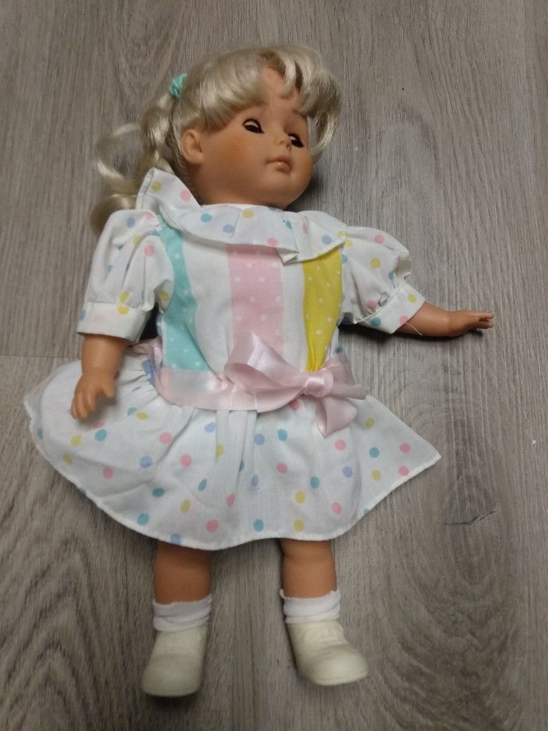 Vintage Lissi Claudia 68 Doll