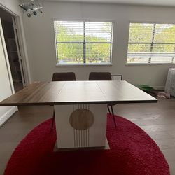 Modern dining table and 4 upholstered chairs