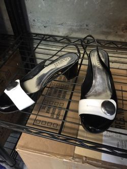 Cute Franco Sarto 1" heels size 6.5