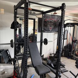 Home gym / weights / functional machine