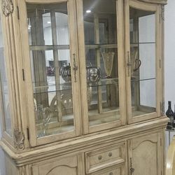 China Cabinet 