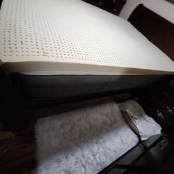 100% Natural Latex Queen Mattress Topper