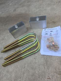 3" Universal Leaf Spring Lowering Block Kit (Fits 2.5" Springs / 3" Axles on Chevy S10/C10, Ford Ranger/F-150, Dodge Dakota, Toyota Pickup, Mazda B-Se