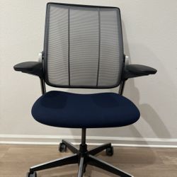 Humanscale Diffrient Smart fully adjustable model task chair