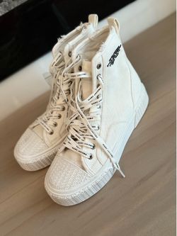 Marc Jacobs Canvas High top sneakers