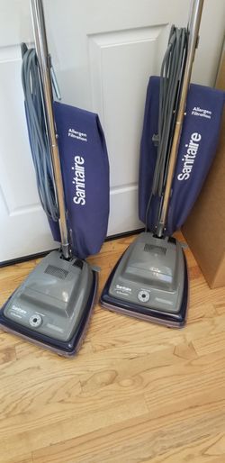 COMMERCIAL VACUUM CLEANER WORKS EXCELLENT. IN THE BOX