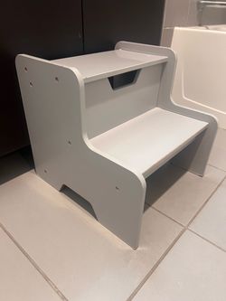 Toddlers Step Stool