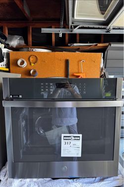 Wall oven 30” NEW