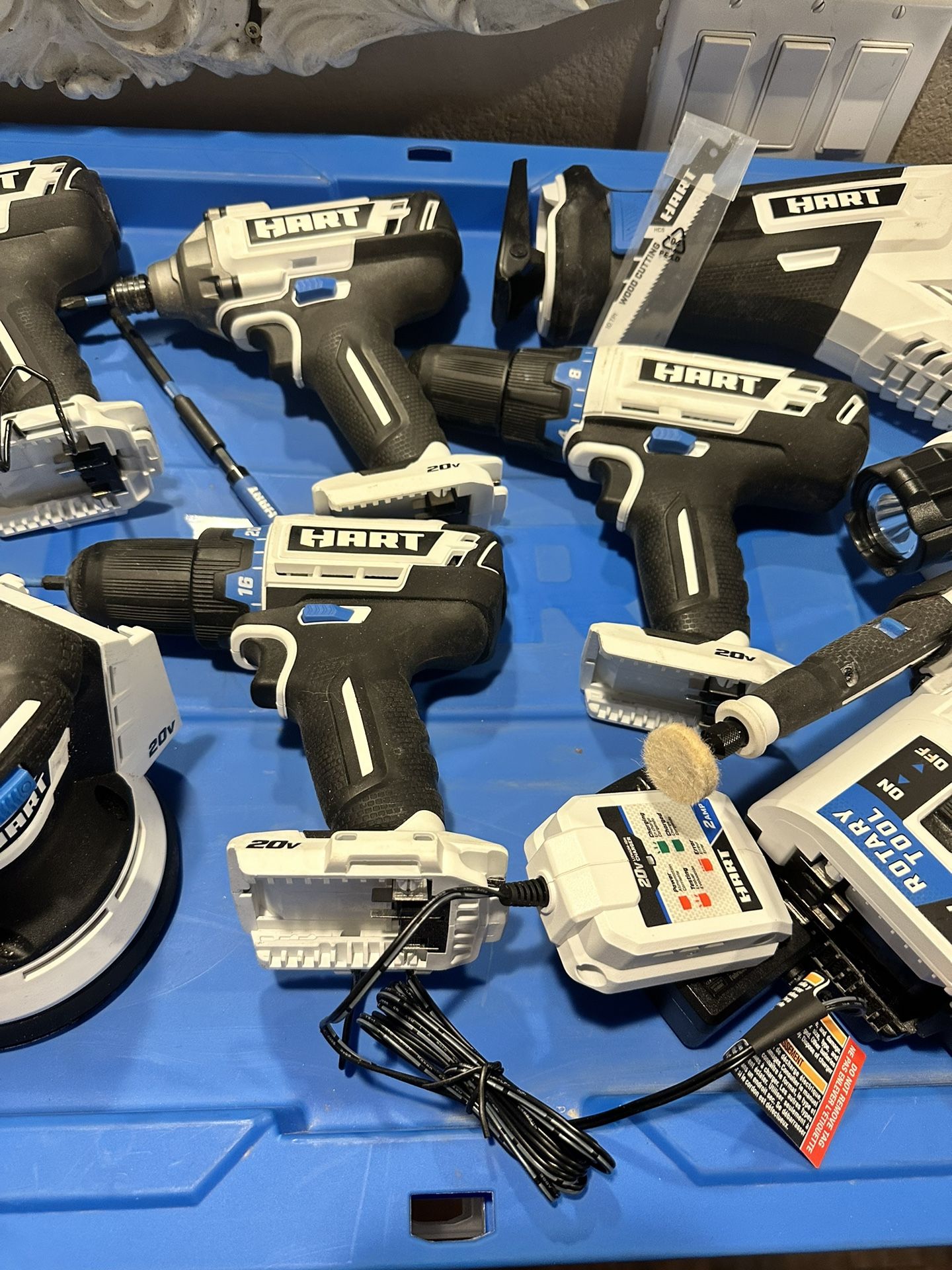 9pc HART Power Tool Set Impact Drill Saws Sander Dremel for Sale in Las