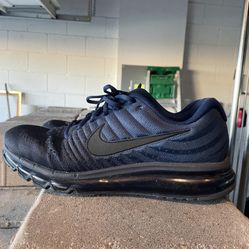 Nike AirMax 2017 Size 11
