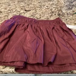 Bed Skirt That Will Fit A Full Or Twin Size Bed