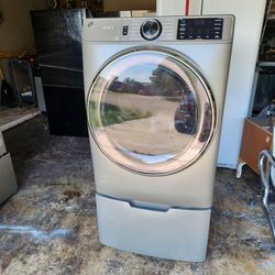 Ge Dryer ( Free Delivery)