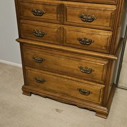 Wood dresser
