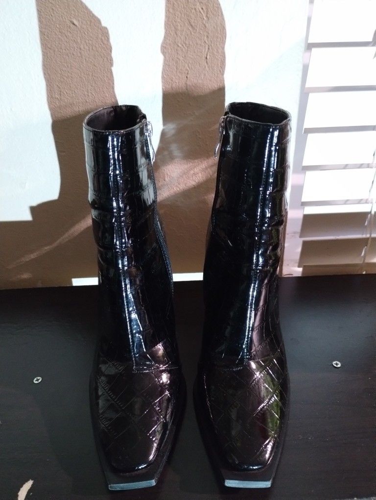 Vivianly Black Leather Boots