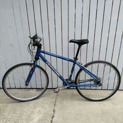 Cannondale Mountain 24-speed Bike, 18 inches size Med. CAAD 2 