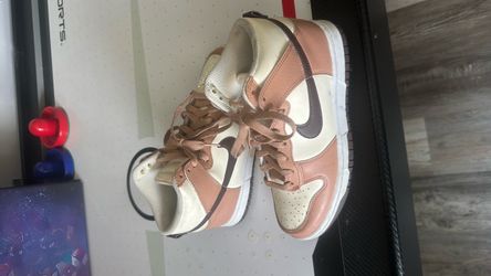 Nike Women’s size 7