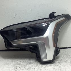 2022 2024 Toyota Tundra left LED headlight (1D)