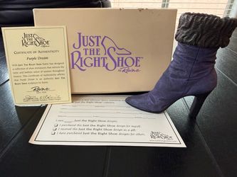 Just the Right Shoe figurine- Purple Dream