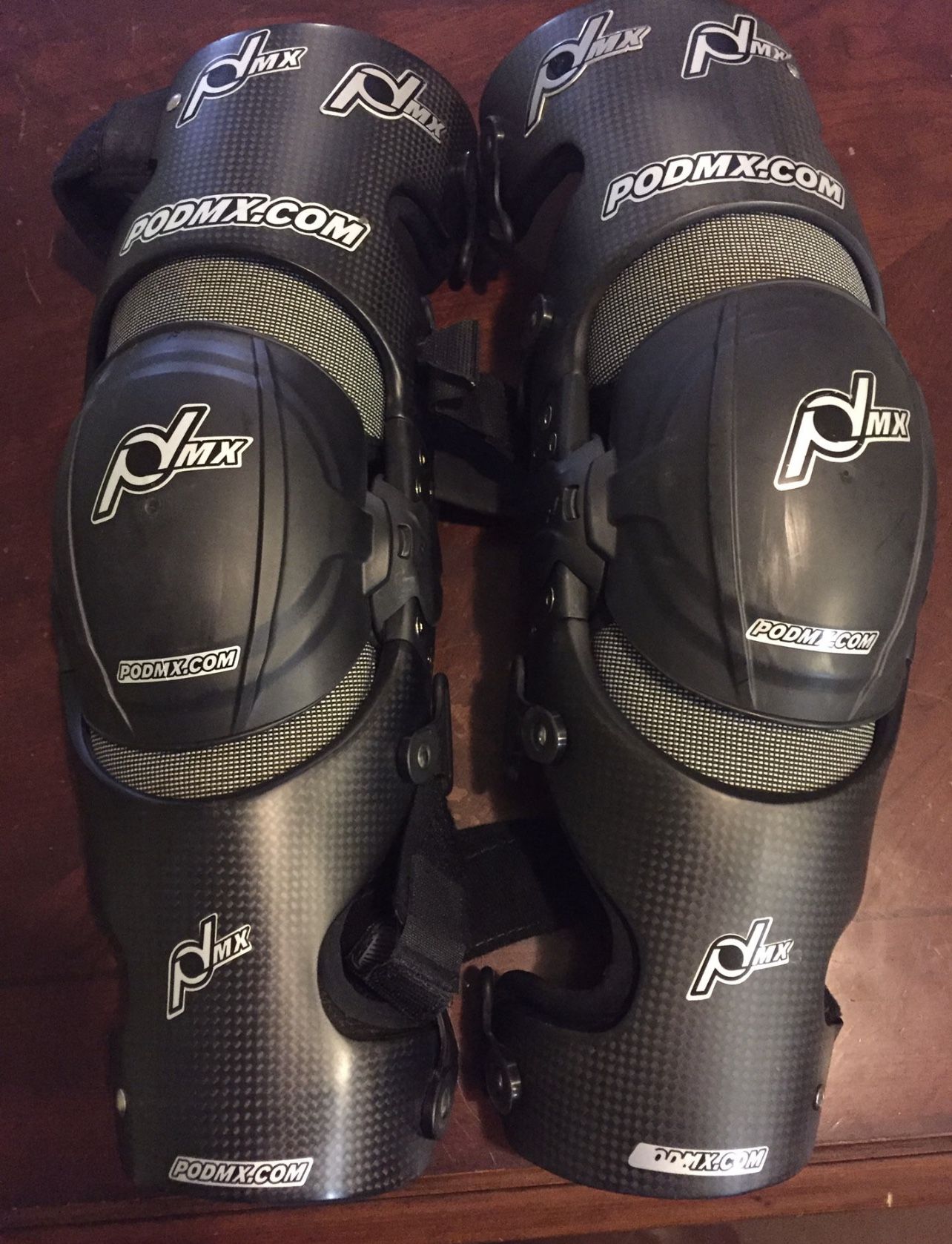 Small Adult Brace Knees