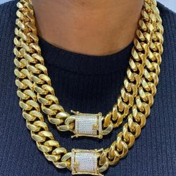 20MM Cuban Link Set 14k Gold Plated Doesn't Loses Color 
