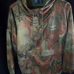 Adidas Sweater Size S 30$