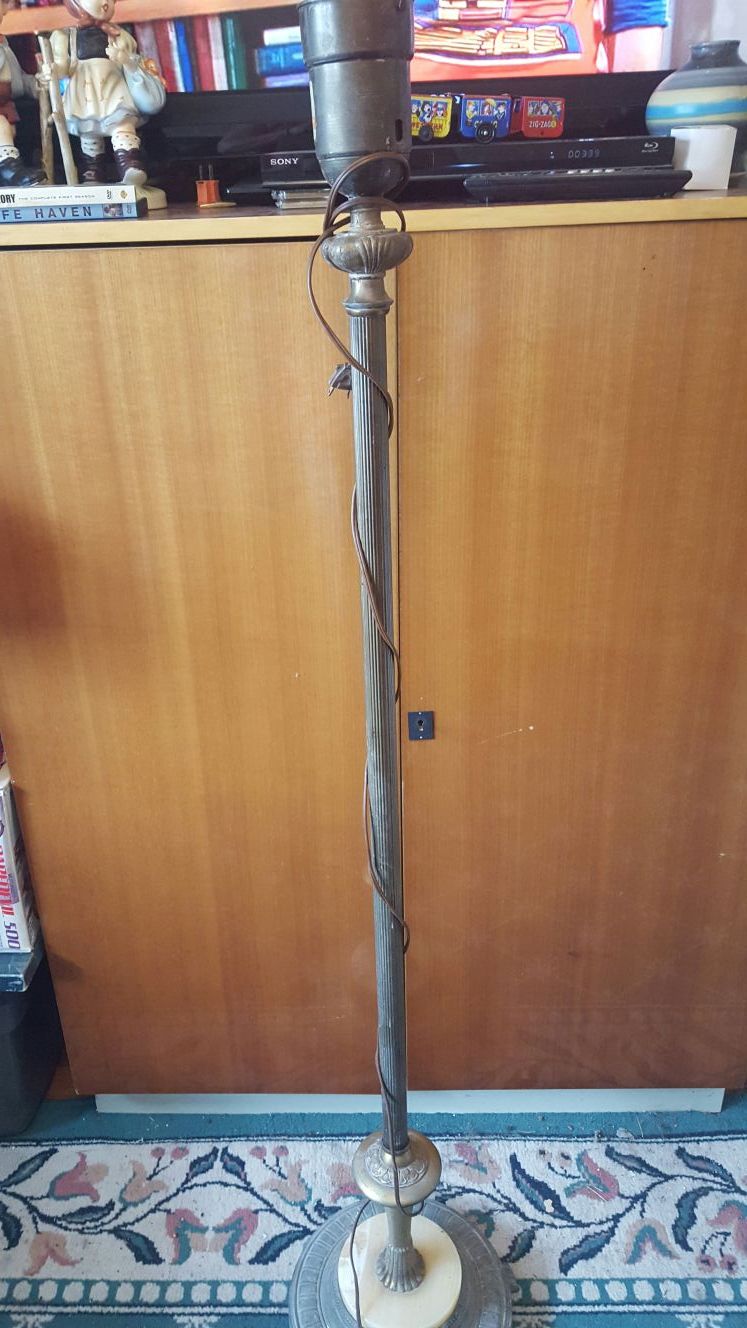 Beautiful Vintage Art Deco Floor Lamp