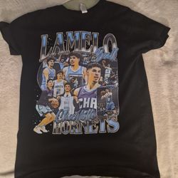 Men's Small Lamelo Ball Graphic Tee. MUST PICK UP