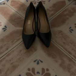 New Never Used Black Woman Heels Size 42 European Size I Think It’s   9 1/2