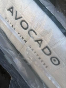 Queen size bed mattress avocado extra firm luxury organic green natural grand luxe purple restore premier rejuvenate plus Tempurpedic Saatva nectar dr