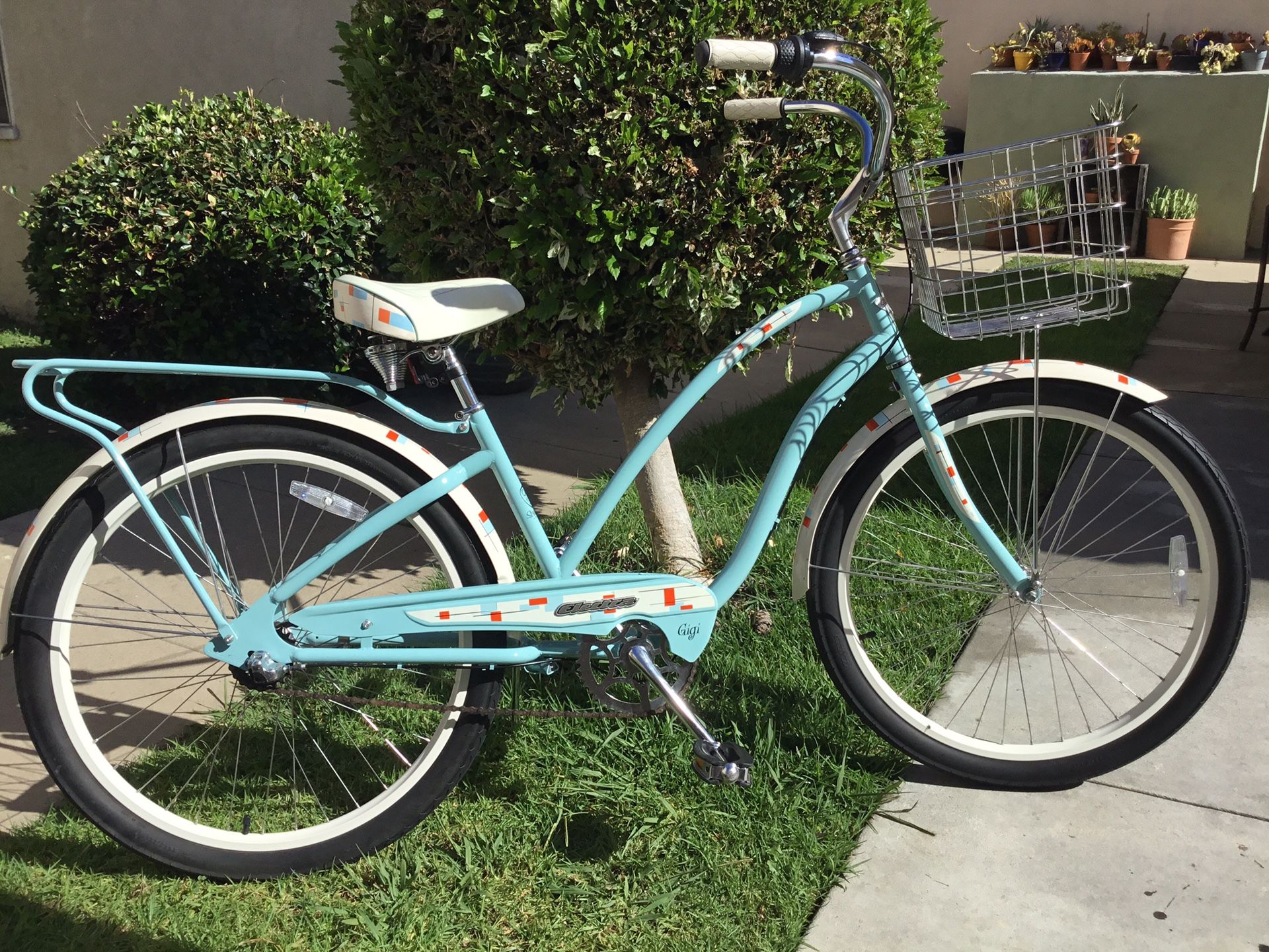 Electra Gigi 3 Speed Beach Cruiser ** Excellent Condition **