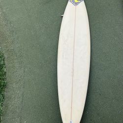 Step- Up Bonzer Surfboard (Used)