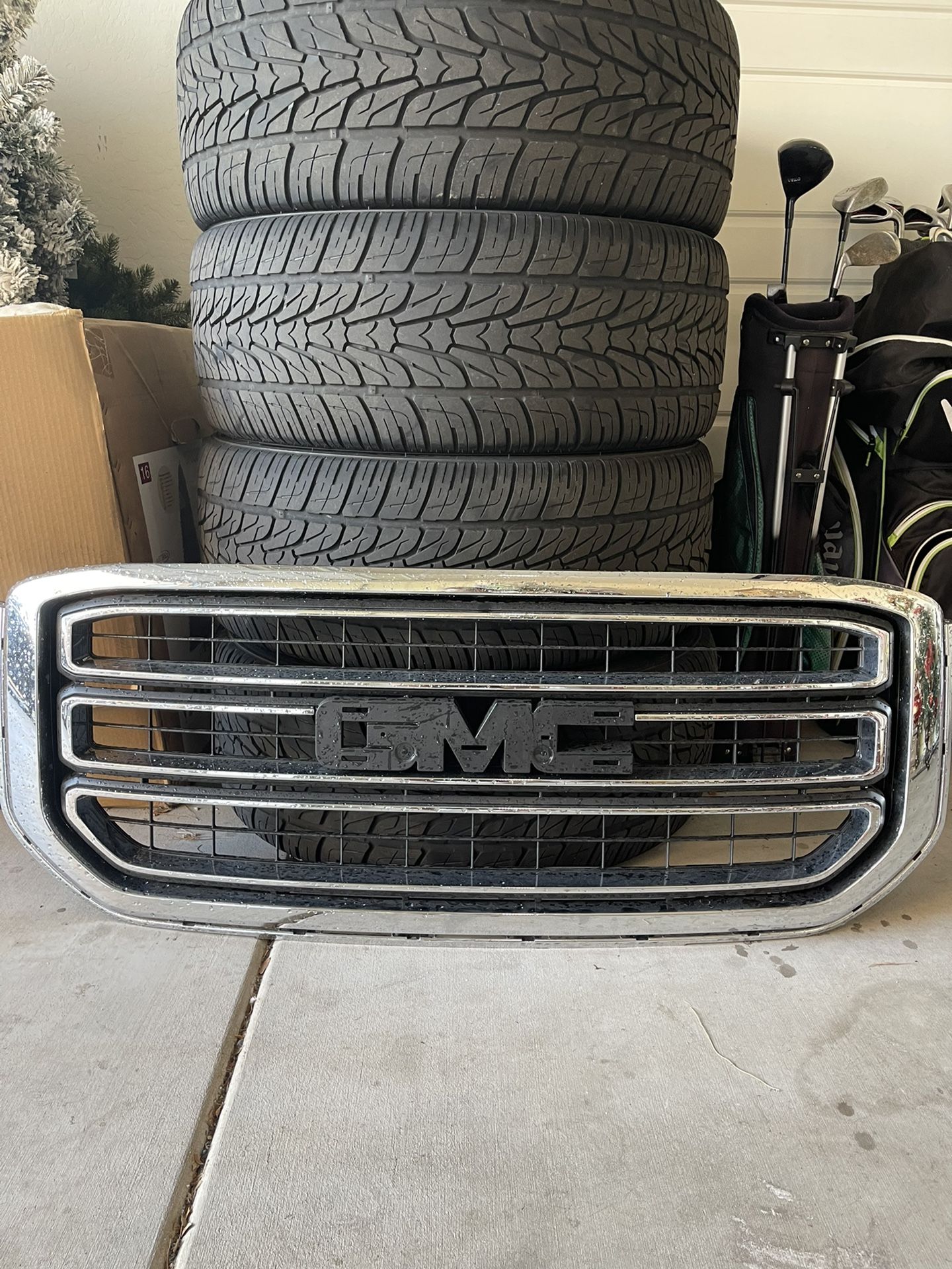 GMC 2019 Chrome Brand New