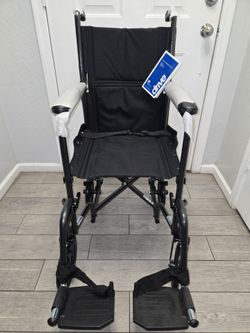Drive Medical Lightweight Folding Transport Wheelchair