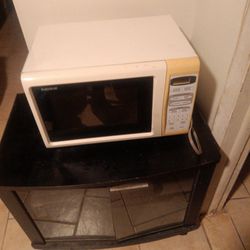 Admiral Microwave 