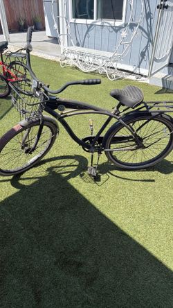 Huffy beach cruiser