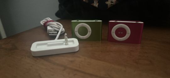 iPod Nanos 